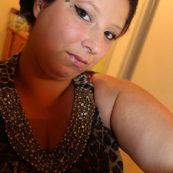 Odette - Sexo casual em Benjamin Constant Perfil de Odette, 22 anos, Sexo casual em Benjamin Constant (Amazonas)